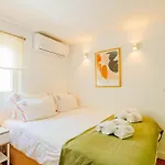 Rent4rest Bairro Alto Charming 1bd Lisboa
