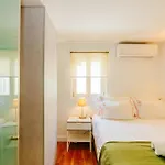 Rent4rest Bairro Alto Charming 1bd *