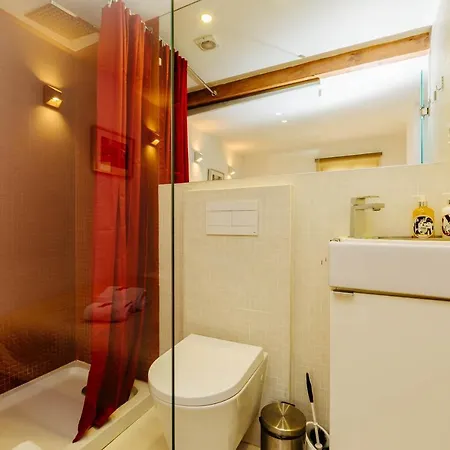 Rent4rest Bairro Alto Charming 1bd Lägenhet *