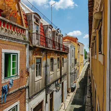Rent4rest Bairro Alto Charming 1bd Apartment Lisbon