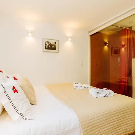 شقة Rent4rest Bairro Alto Charming 1bd *