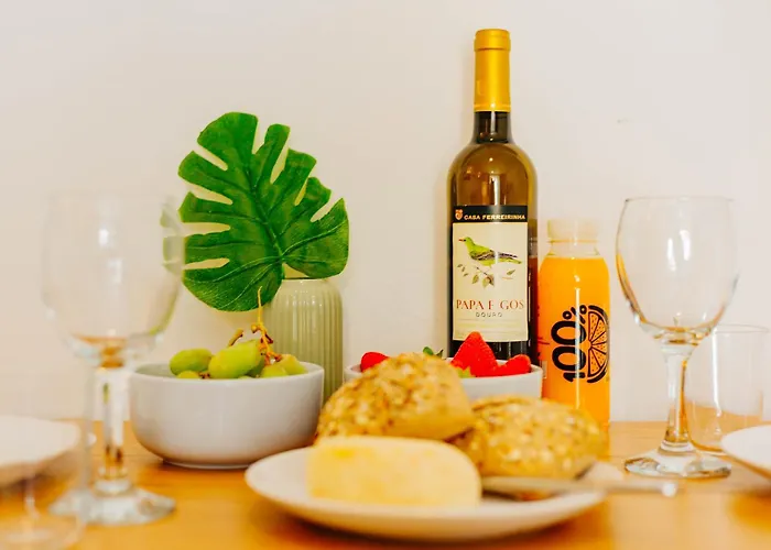 Rent4rest Bairro Alto Charming 1bd *