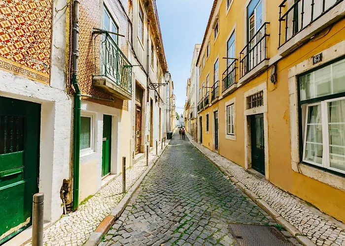 Rent4rest Bairro Alto Charming 1bd *