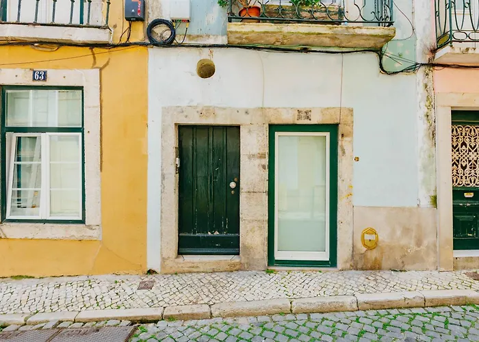 Rent4rest Bairro Alto Charming 1bd アパート リスボン